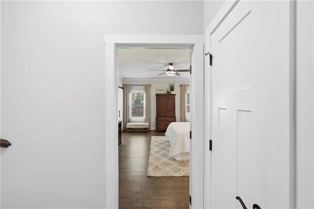 579 New Cut Road Braselton, GA 30517