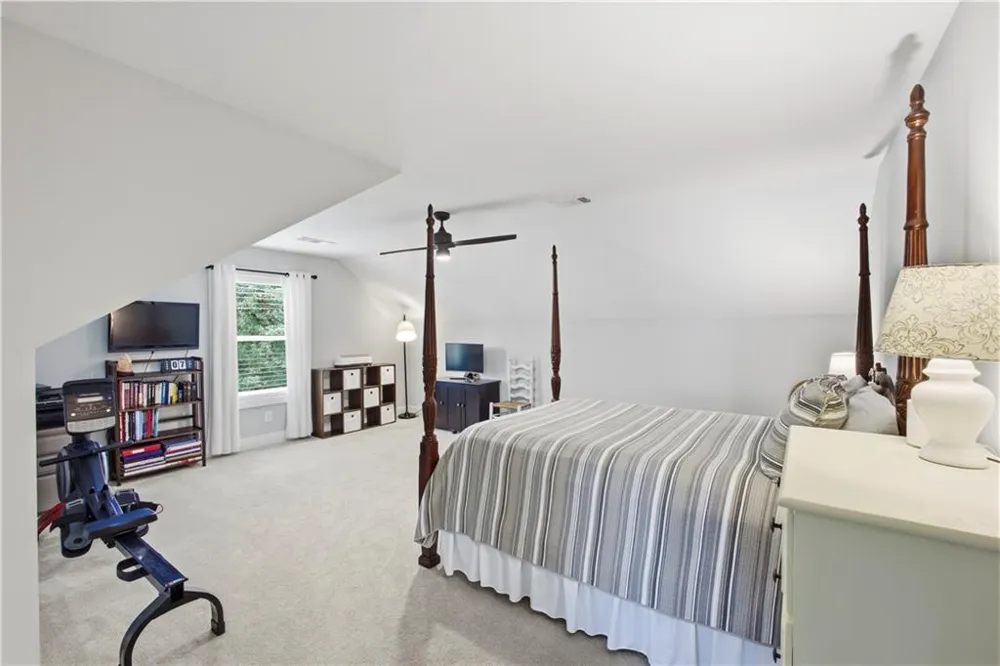 579 New Cut Road Braselton, GA 30517