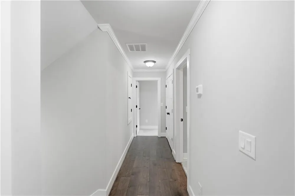 579 New Cut Road Braselton, GA 30517