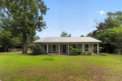 3017 Airport Road