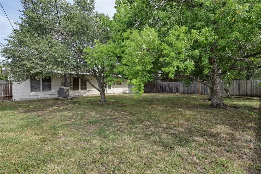 713 Sam Street Corpus Christi, TX 78412
