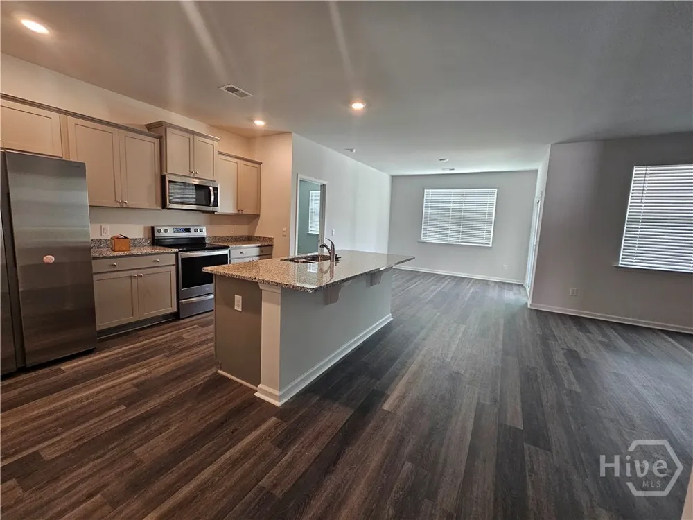 145 Kraft Pooler, GA 31322