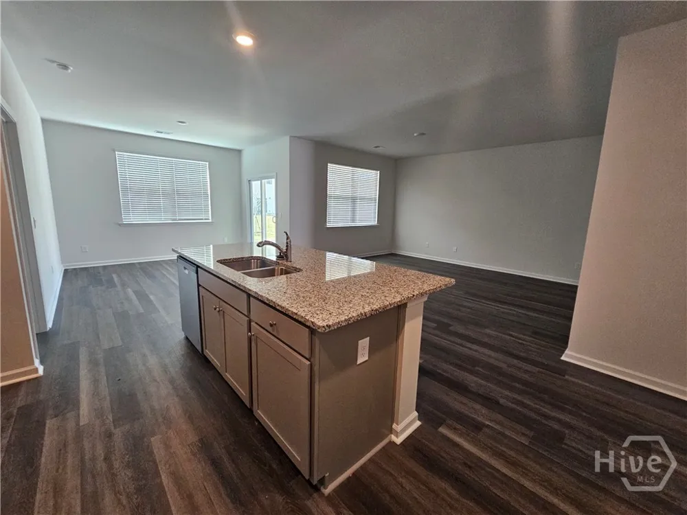 145 Kraft Pooler, GA 31322