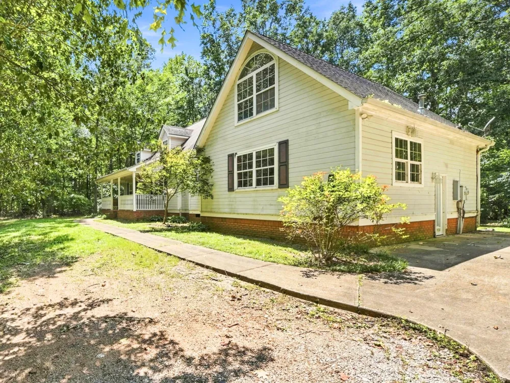 158 Hidden Hollow Road Ringgold, GA 30736