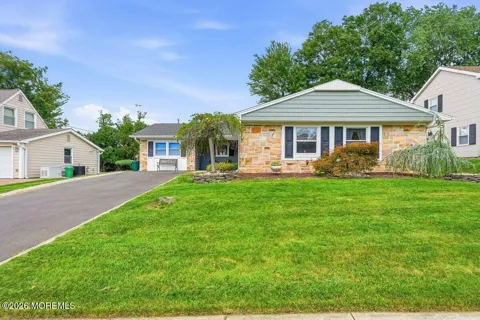 53 Ivy Way