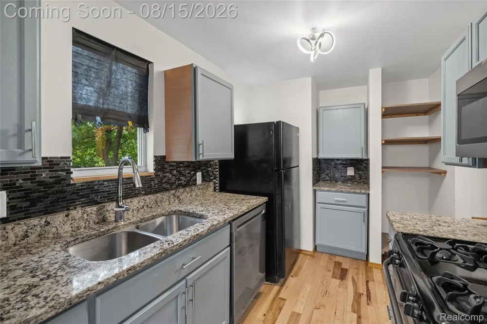 4093 Dowdall Street Genesee Charter Township, MI 48506