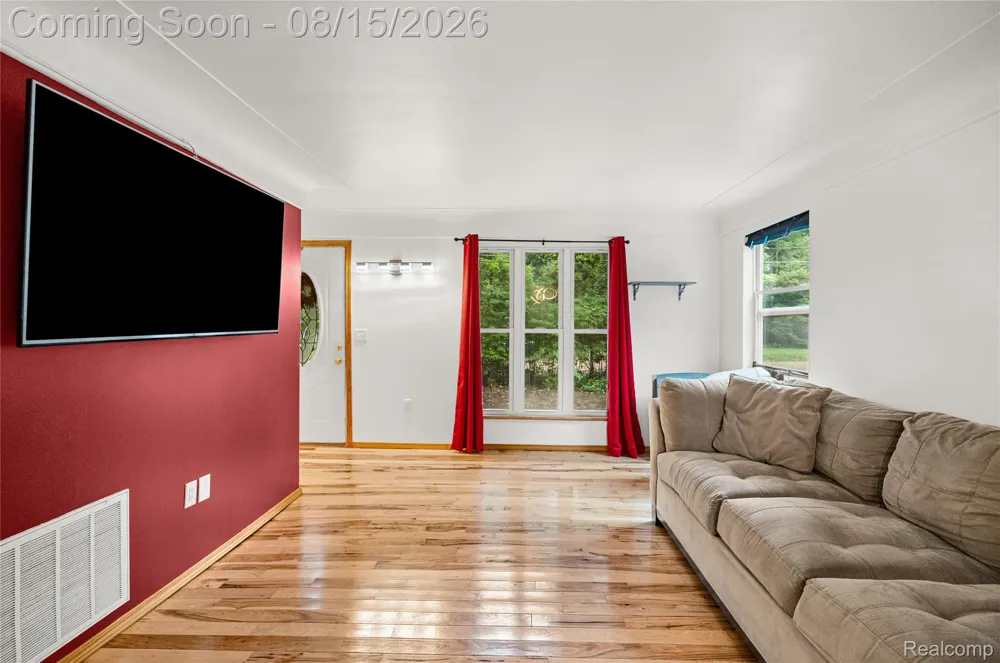 4093 Dowdall Street Genesee Charter Township, MI 48506
