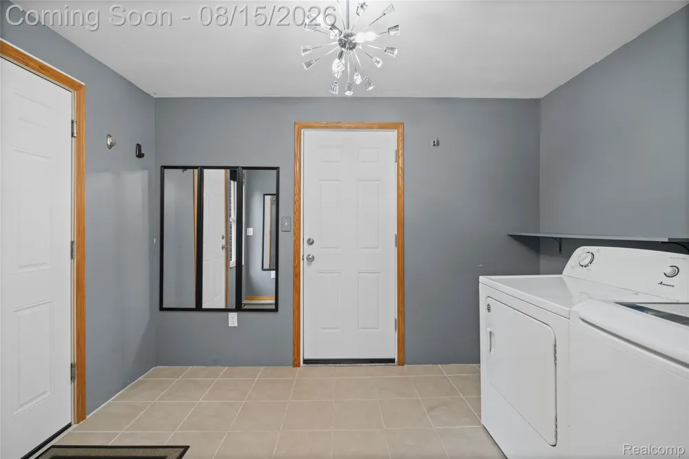 4093 Dowdall Street Genesee Charter Township, MI 48506