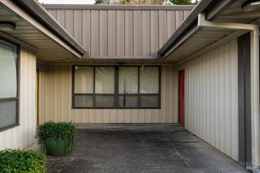22751 Bray Road Willits, CA 95490