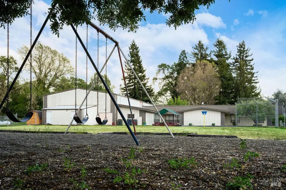 22751 Bray Road Willits, CA 95490