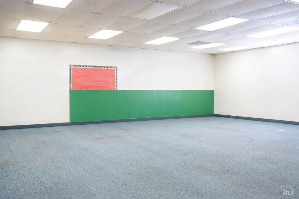 22751 Bray Road Willits, CA 95490