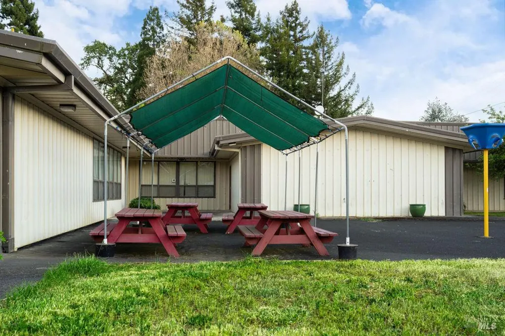 22751 Bray Road Willits, CA 95490