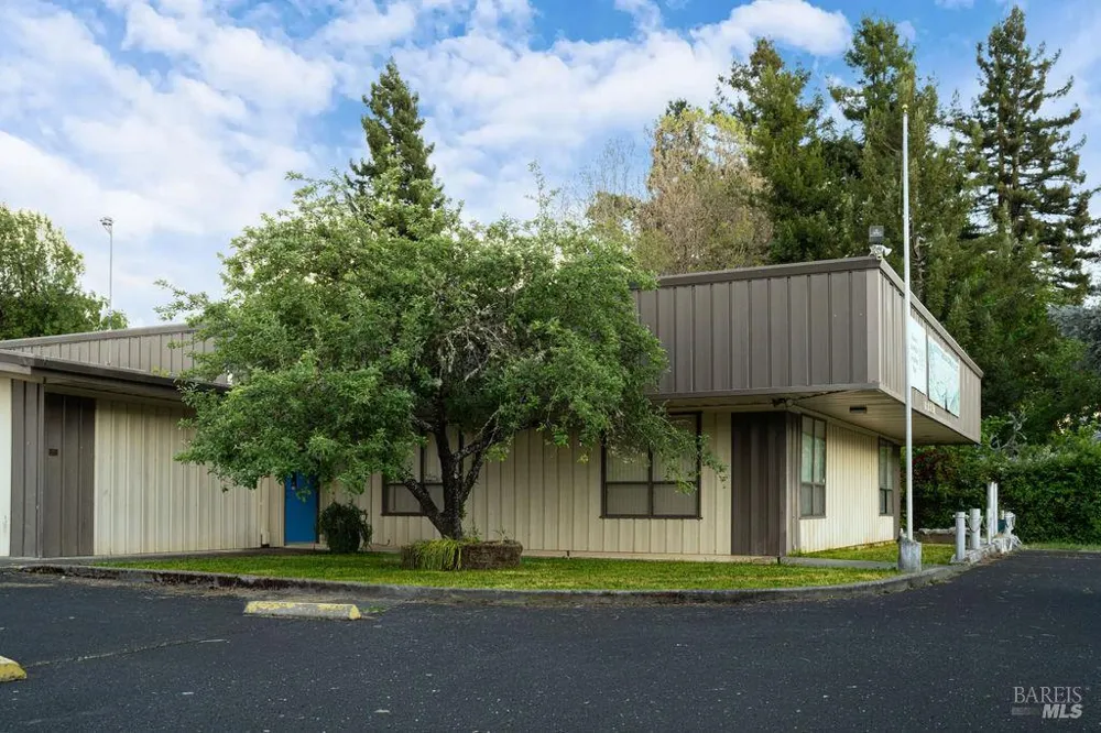 22751 Bray Road Willits, CA 95490