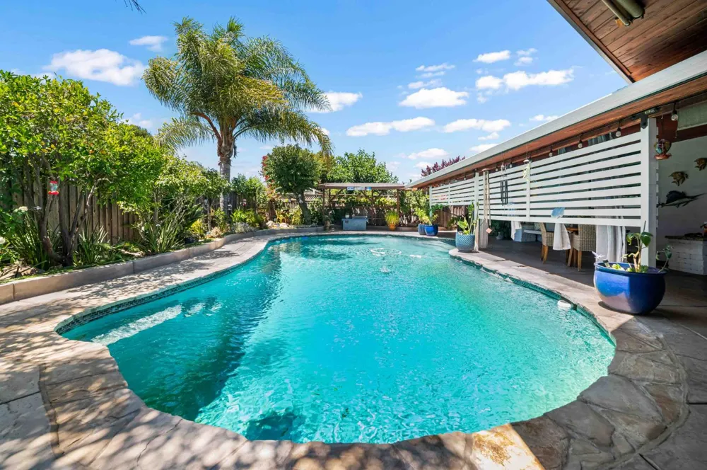 17205 Birch Way Morgan Hill, CA 95037