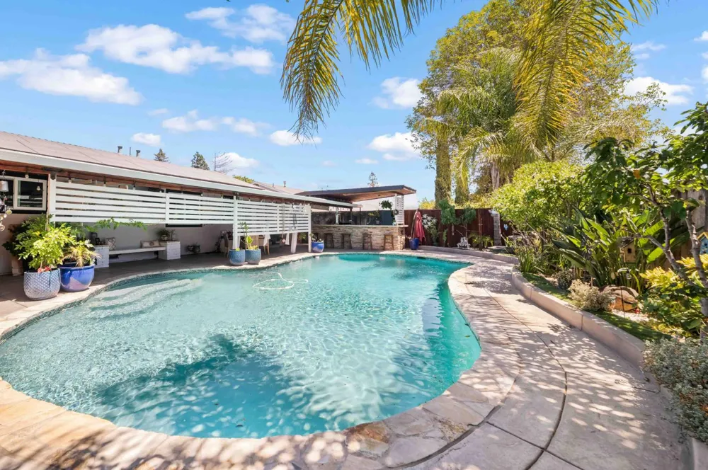 17205 Birch Way Morgan Hill, CA 95037