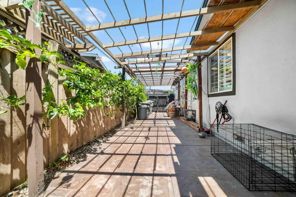 17205 Birch Way Morgan Hill, CA 95037