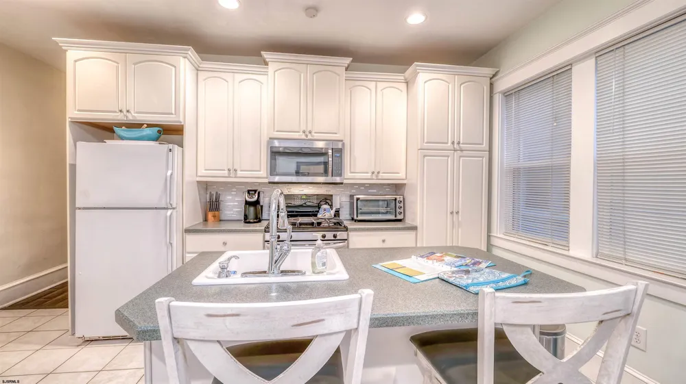 1102 Wesley (WINTER RENTAL) Ave Ocean City, NJ 08226