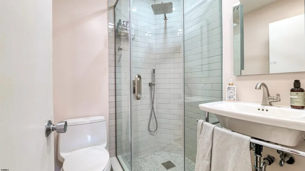 7000 Winchester (WINTER RENTAL) Ventnor, NJ 08406