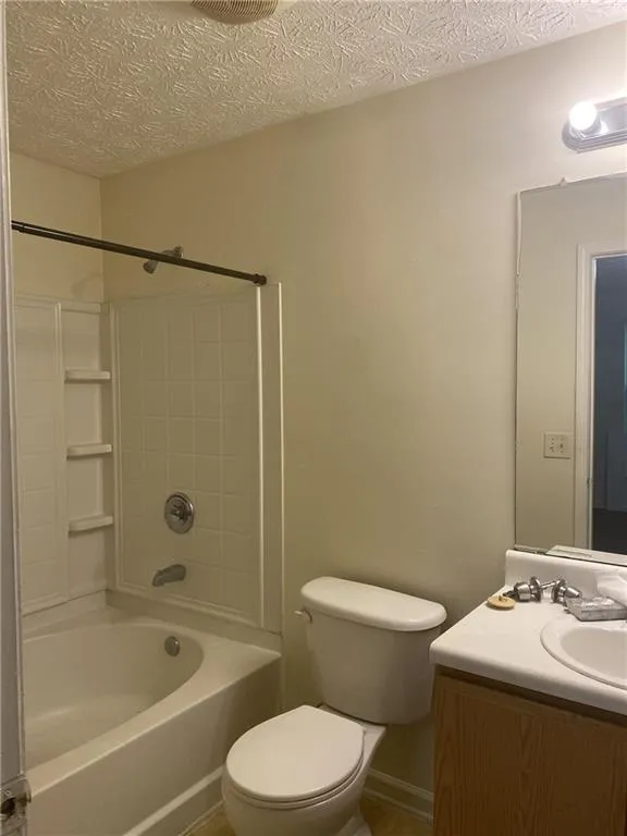 8204 Par Four Way Lithonia, GA 30038