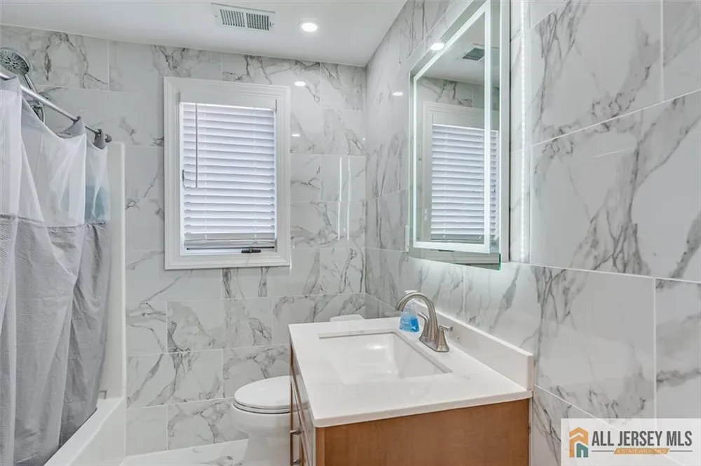 31 Riva Avenue Milltown, NJ 08850