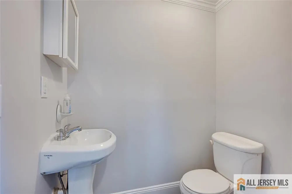 31 Riva Avenue Milltown, NJ 08850