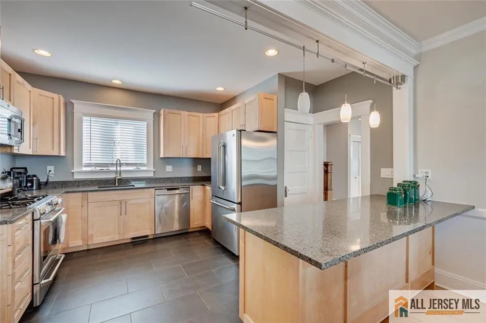 31 Riva Avenue Milltown, NJ 08850