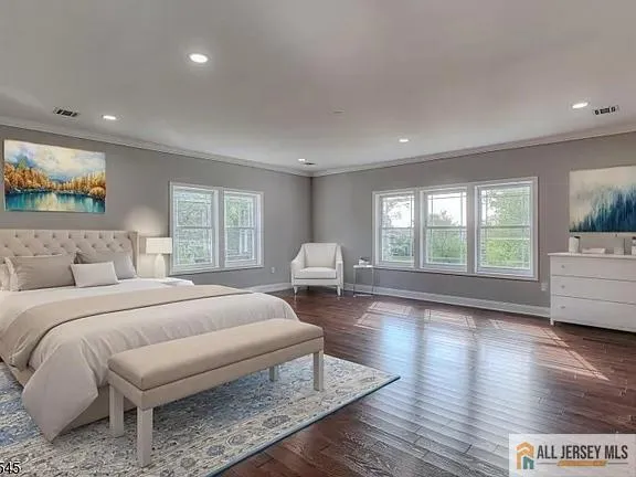 108 Jersey Avenue Edison, NJ 08820