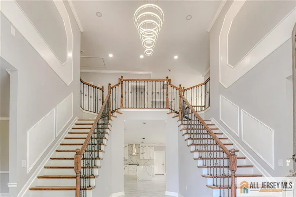108 Jersey Avenue Edison, NJ 08820