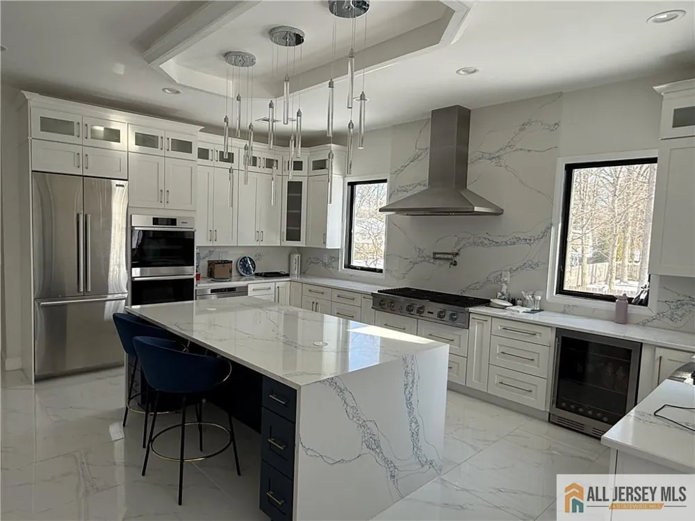 108 Jersey Avenue Edison, NJ 08820