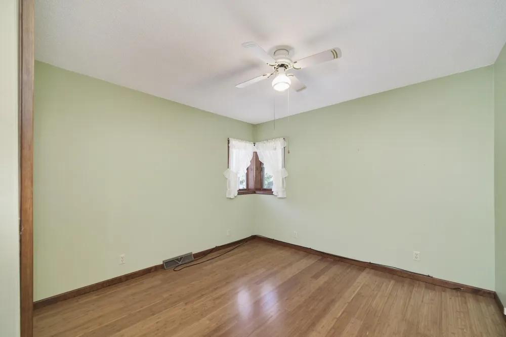 3423 Balsam Avenue Manistee, MI 49660