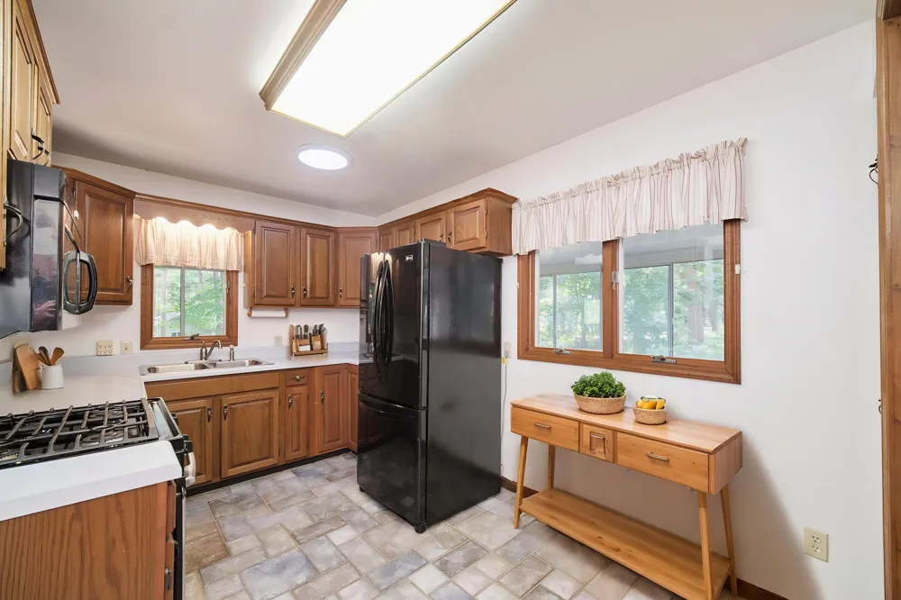 3423 Balsam Avenue Manistee, MI 49660