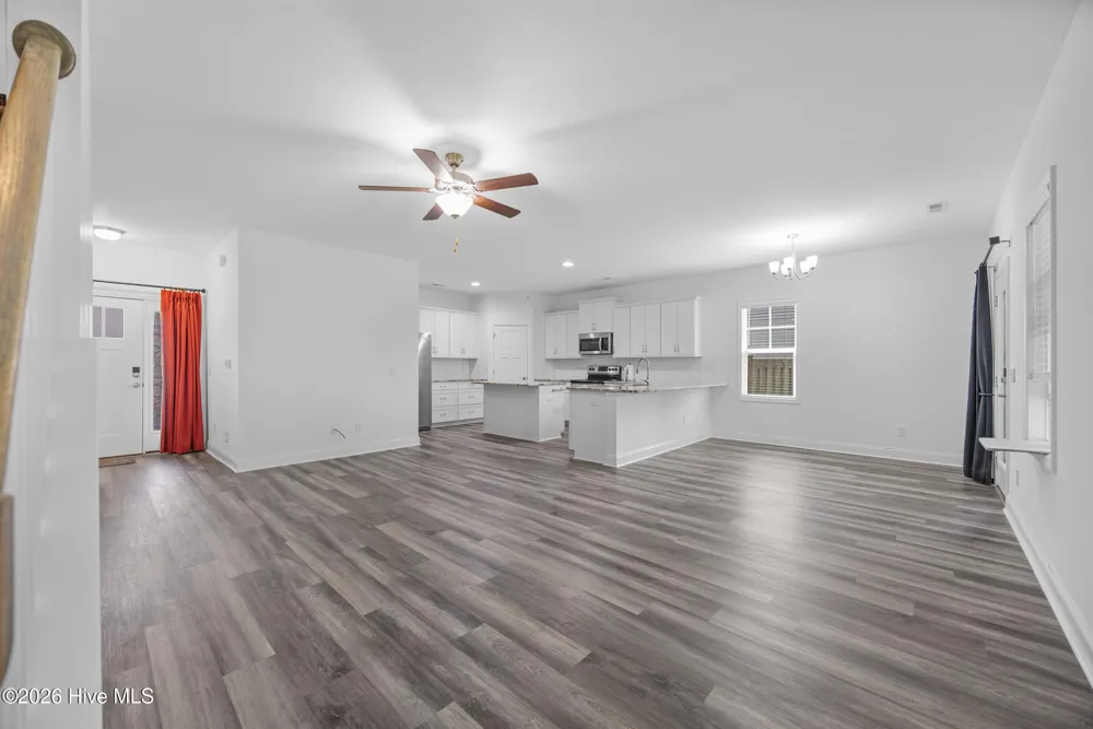 604 Jasmine Way Burgaw, NC 28425