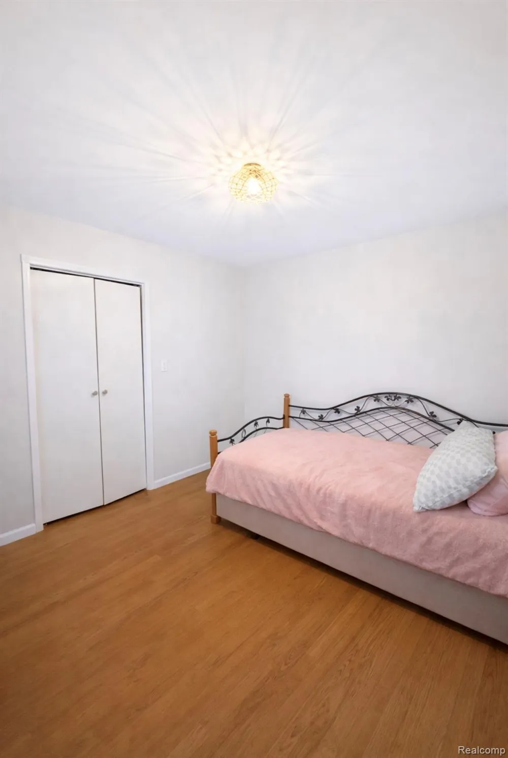 938 Arlene Avenue Pontiac City, MI 48340