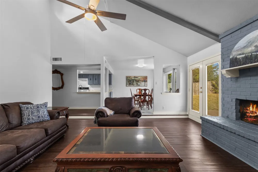 1007 Elk Grove Drive Richardson, TX 75081