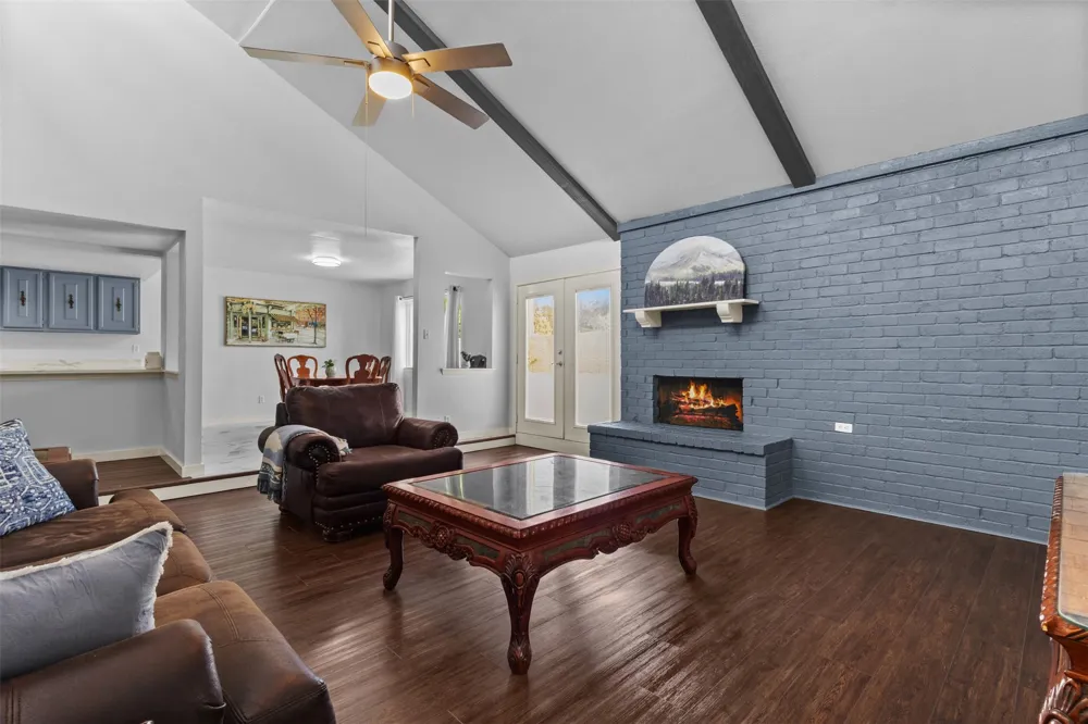 1007 Elk Grove Drive Richardson, TX 75081