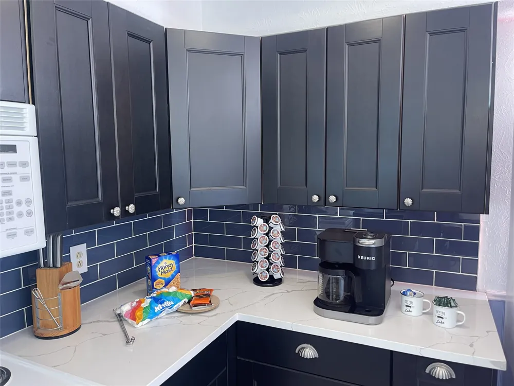 224 Pinoak Drive Mabank, TX 75156