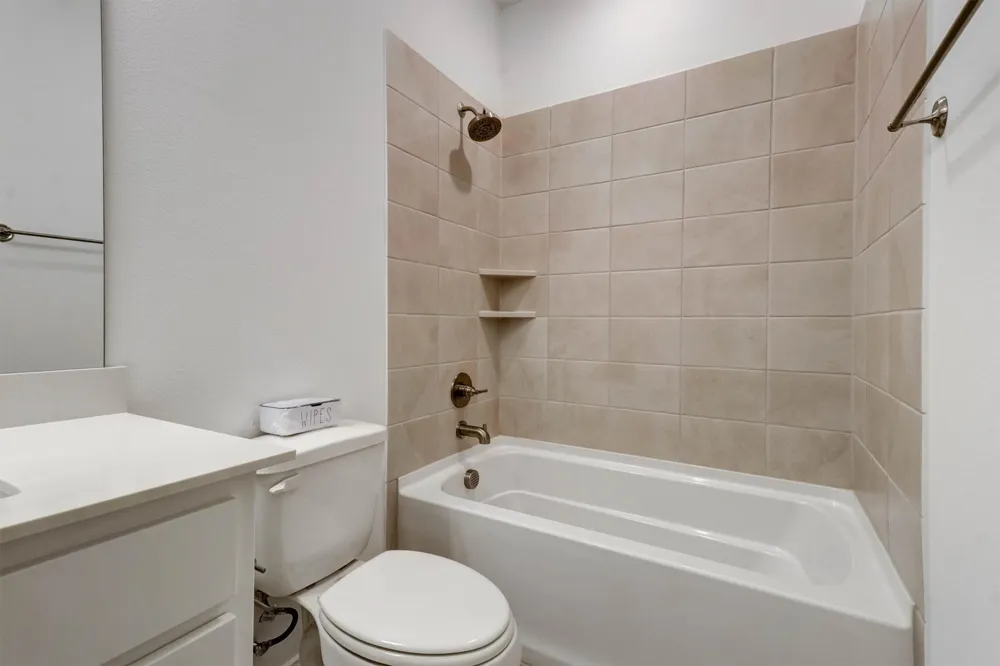 7031 Cedar Creek Drive Grand Prairie, TX 75054