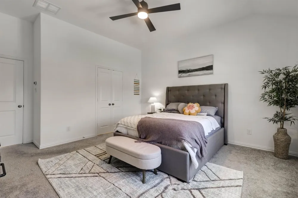 7031 Cedar Creek Drive Grand Prairie, TX 75054