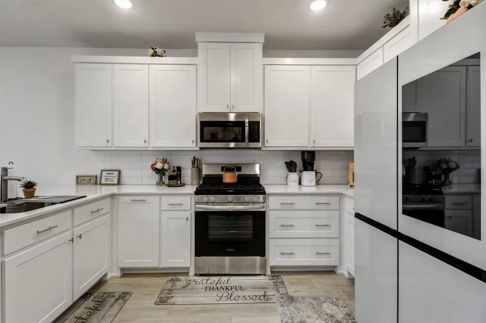 7031 Cedar Creek Drive Grand Prairie, TX 75054