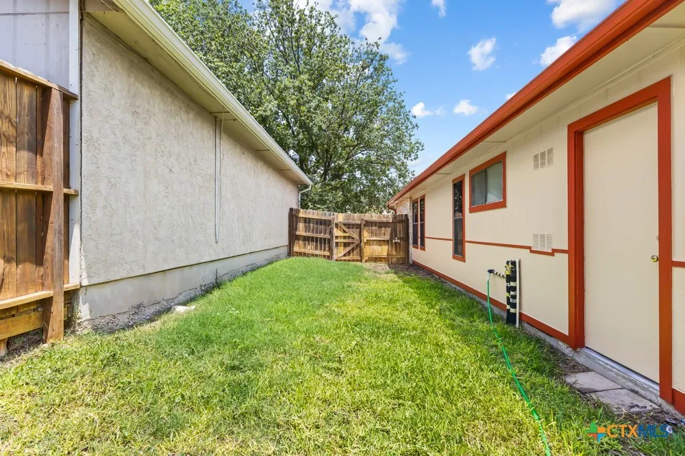 1514 Vista Hill Street San Antonio, TX 78213