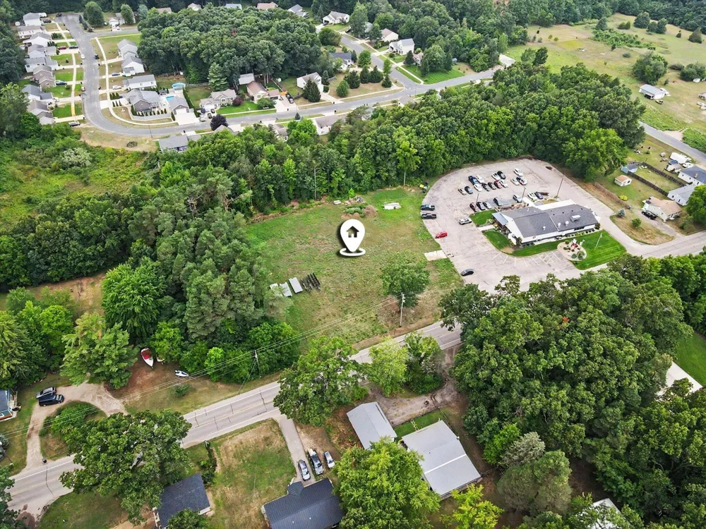 2678 S Patterson Road Wayland, MI 49348