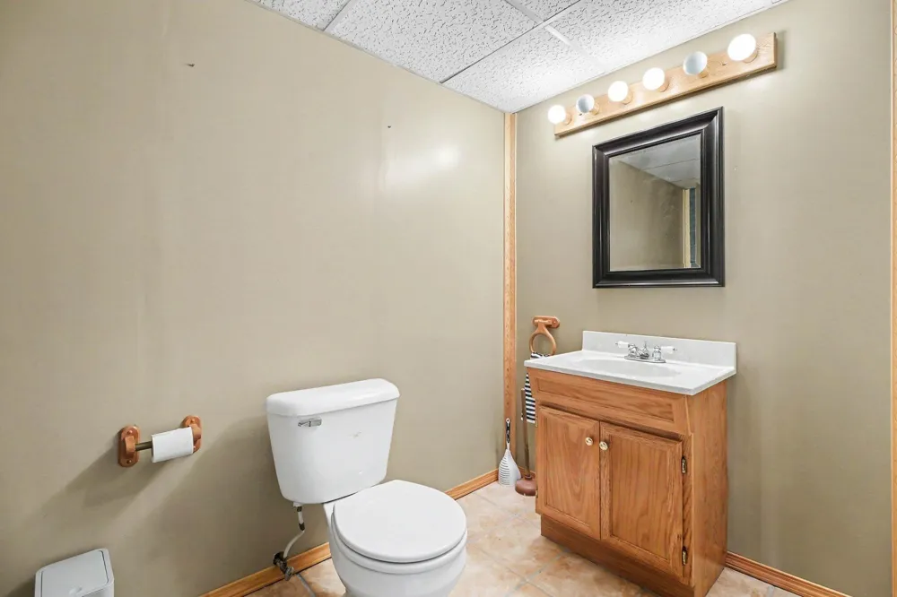 4720 Downing Drive Pinckney, MI 48169