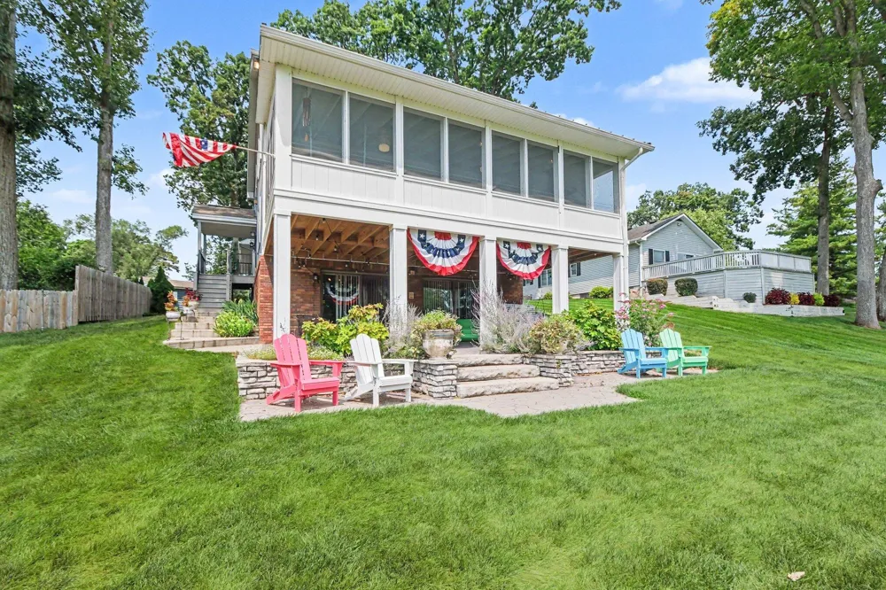 4720 Downing Drive Pinckney, MI 48169