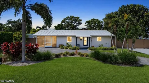 Riverview Drive
