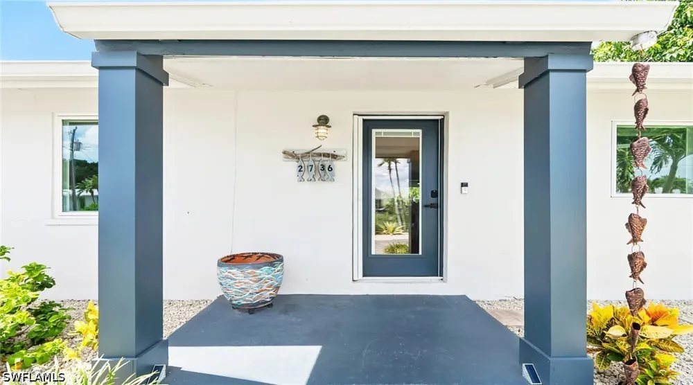 Riverview Drive Naples, FL 34112