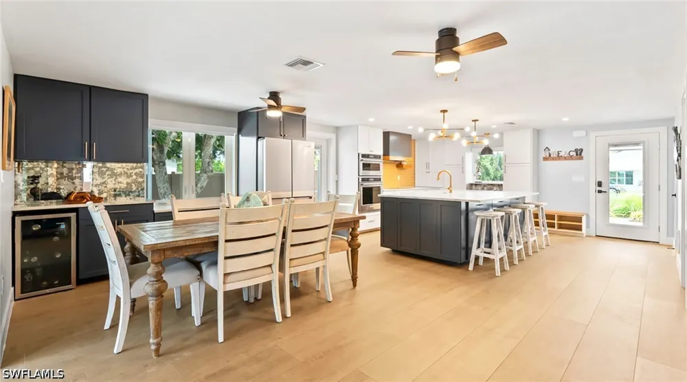 Riverview Drive Naples, FL 34112