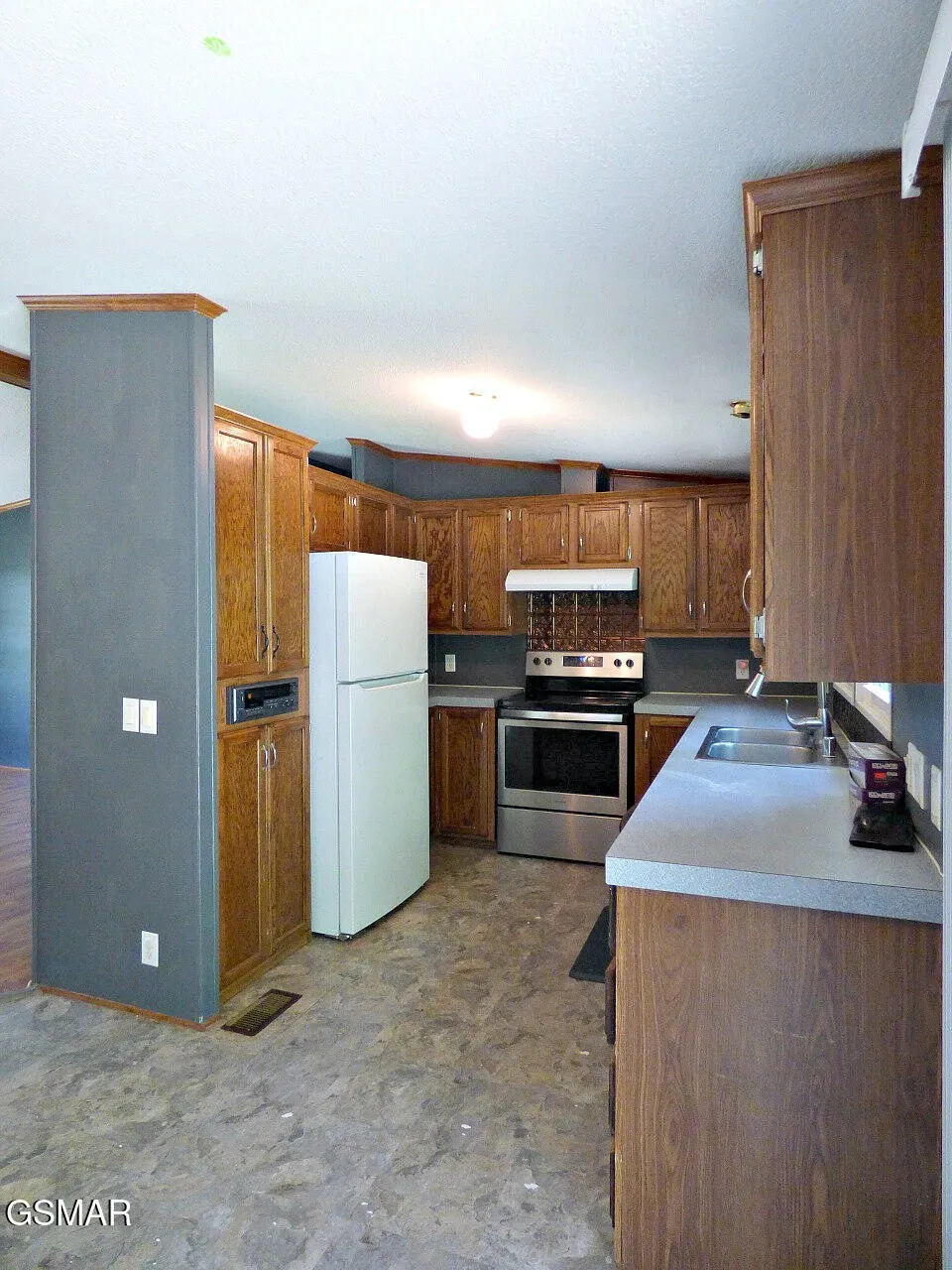 1013 Tara View Way White Pine, TN 37890