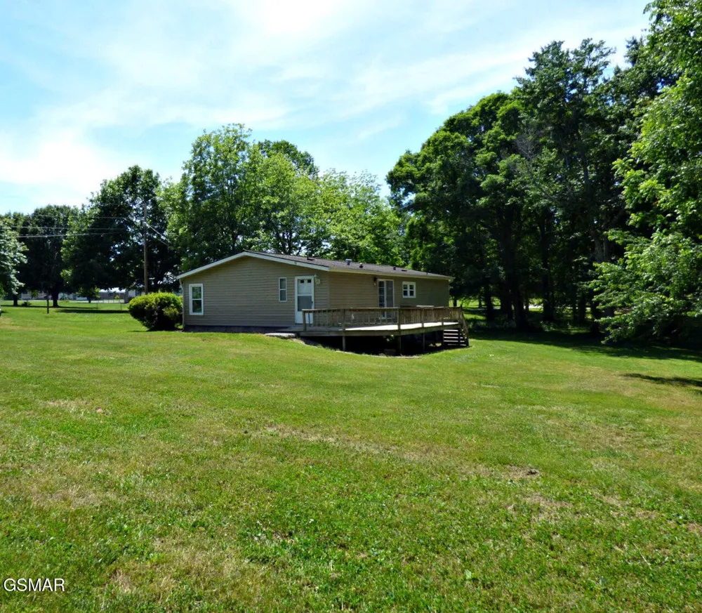 1013 Tara View Way White Pine, TN 37890