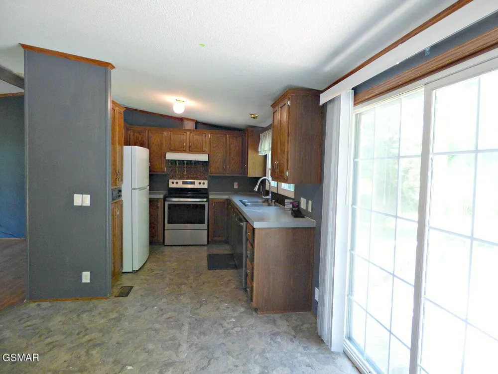 1013 Tara View Way White Pine, TN 37890