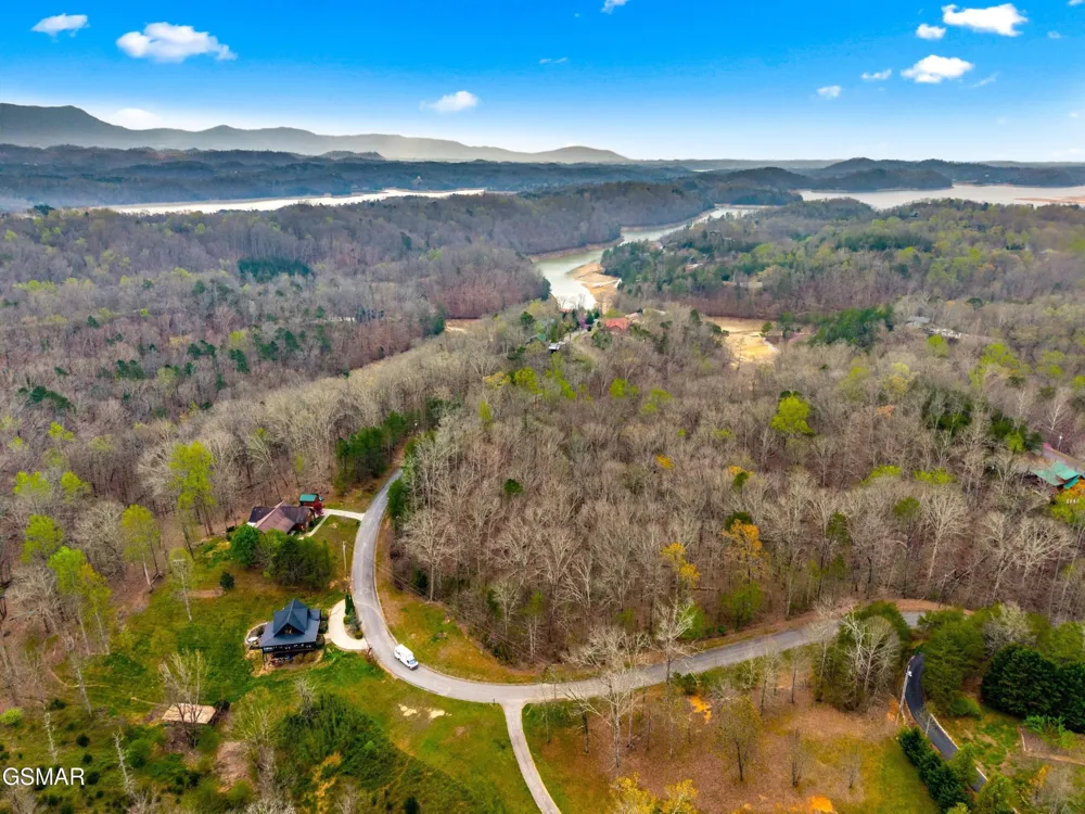 107 Turtle Dove Trail Dandridge, TN 37725